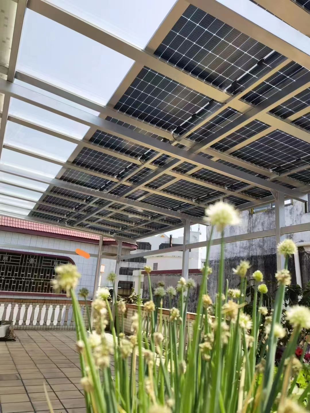 宁阳别墅家用屋顶太阳能发电系统安装